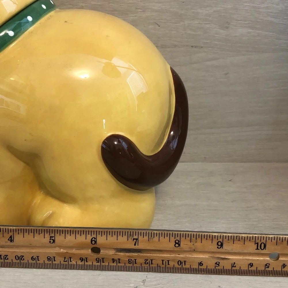 Department 56 Ceramic Golden Dog Treats or Cookie Jar Please Read